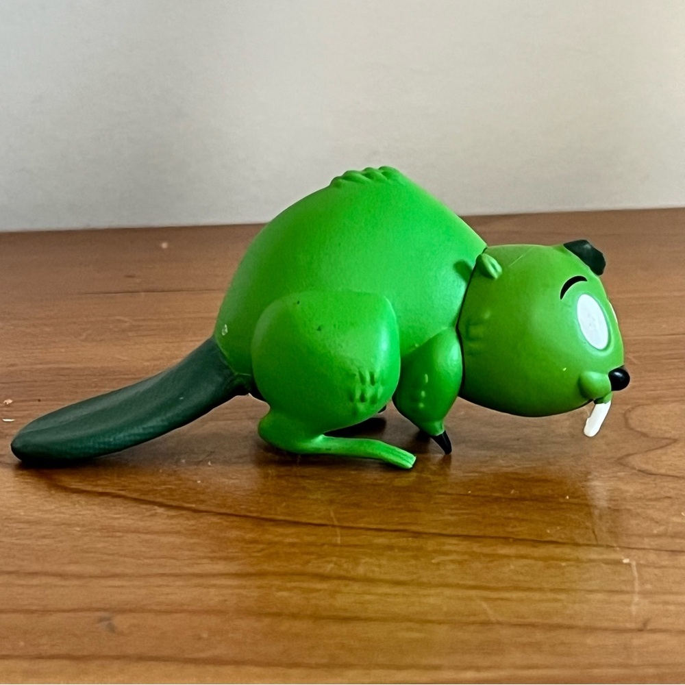 DC Teen Titans Go Beast Boy Beaver Green Vinyl Mini Figure Collectible Toy